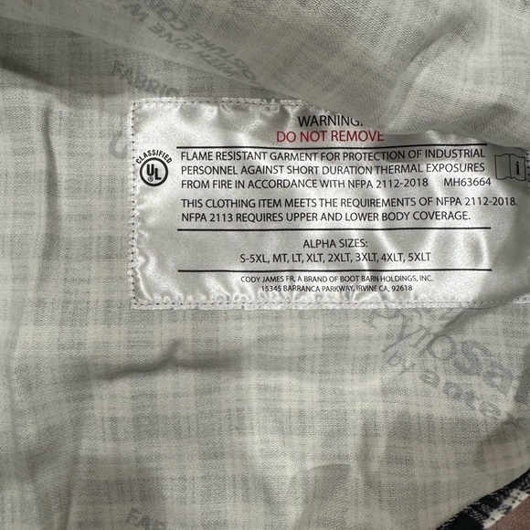 NWT Men shirt - Picture 3 of 3